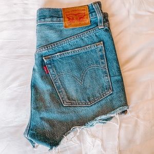 High-Rise Levi Shorts